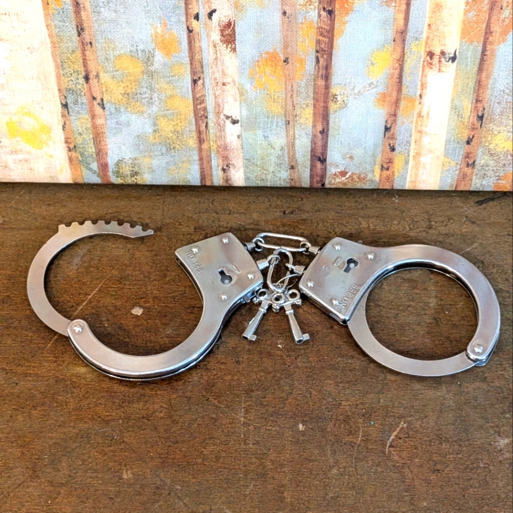 ❄️Metal Handcuffs With Keys